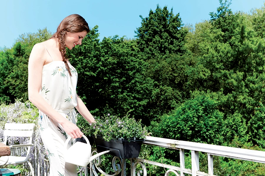 Balkonbak Elho Green Basics Allin1 70cm - Living Black 4 Balkonbak Elho Green Basics Allin1 70cm - Living Black - Afbeelding 2