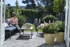 Bloempot Elho Vibia Campana Rond 35cm - Saliegroen -Tuinbenodigdheden Bevordering vibia campana saliegroen bloempot 3 6